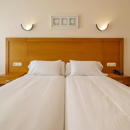 El Puente Hotel