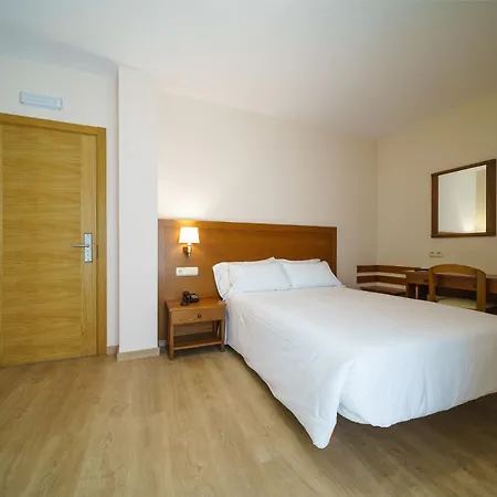 El Puente Hotel