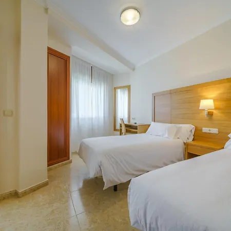 El Puente Hotel