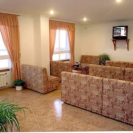 El Puente Hotel