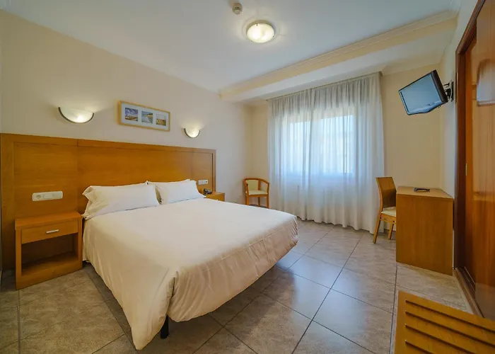 埃尔蓬特酒店 酒店