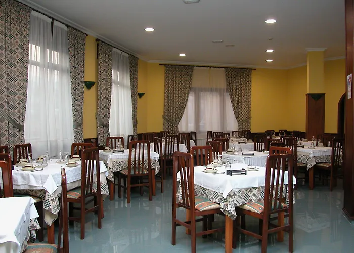 埃尔蓬特酒店 2* 桑亨霍