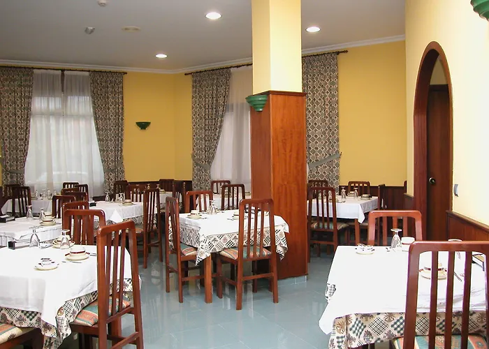 埃尔蓬特酒店 酒店 2*